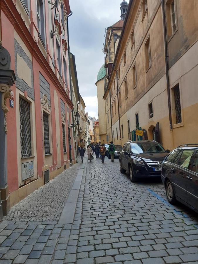 Appartement Soukromy Pokoj V Srdci Prahy à Prague Extérieur photo
